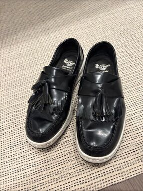 Dr. Martens Black Tassel Kiltie Platform Loafers SZ 6